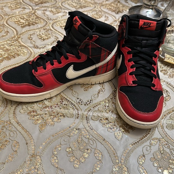 NIKE DUNK HI HIGH RETRO SE "TARTAN PLAID" BLACK-PALE IVORY SIZE 10.5 - Picture 2 of 12